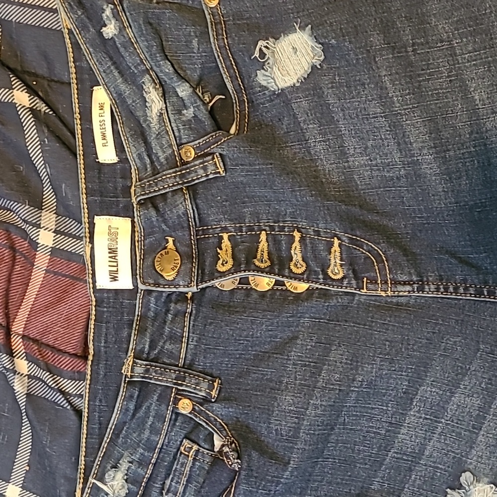 Jeans - Picture 4 of 5